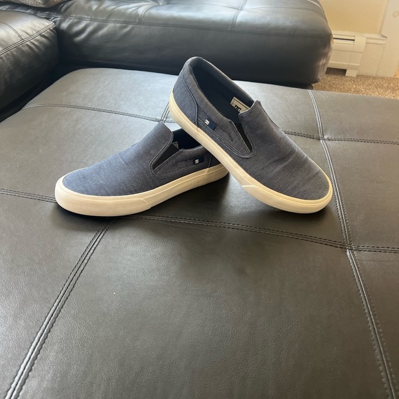 DC slip on Men’s shoes - Picture 4 of 7